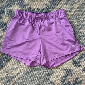 Nike Women’s Dr-Fit Athletic Shorts Lightweight Performance